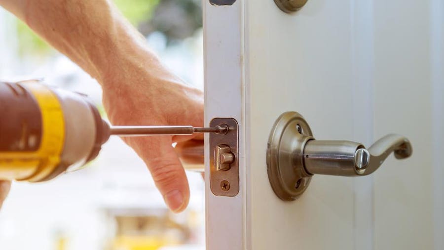 door lockout services in Mississauga